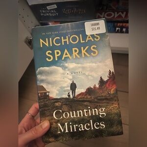 Hard cover Counting Miracles by Nicholas Sparks